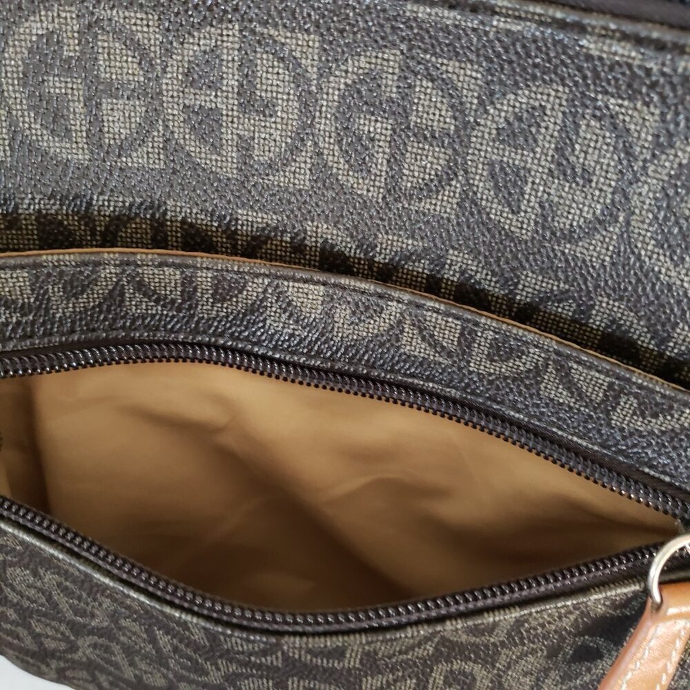 Giani Bernini Bag - Picture 5 of 16